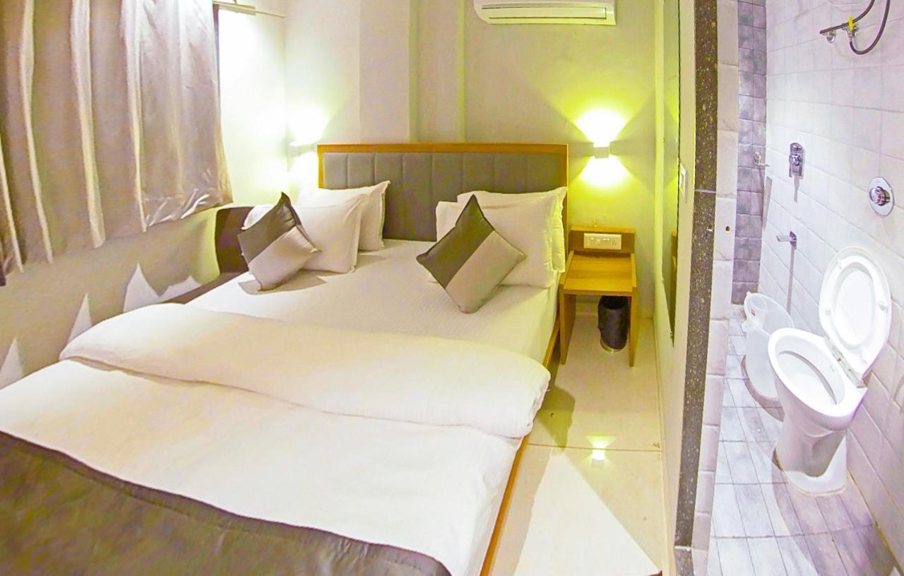 Hotel Nova Star Radźkot Zewnętrze zdjęcie
