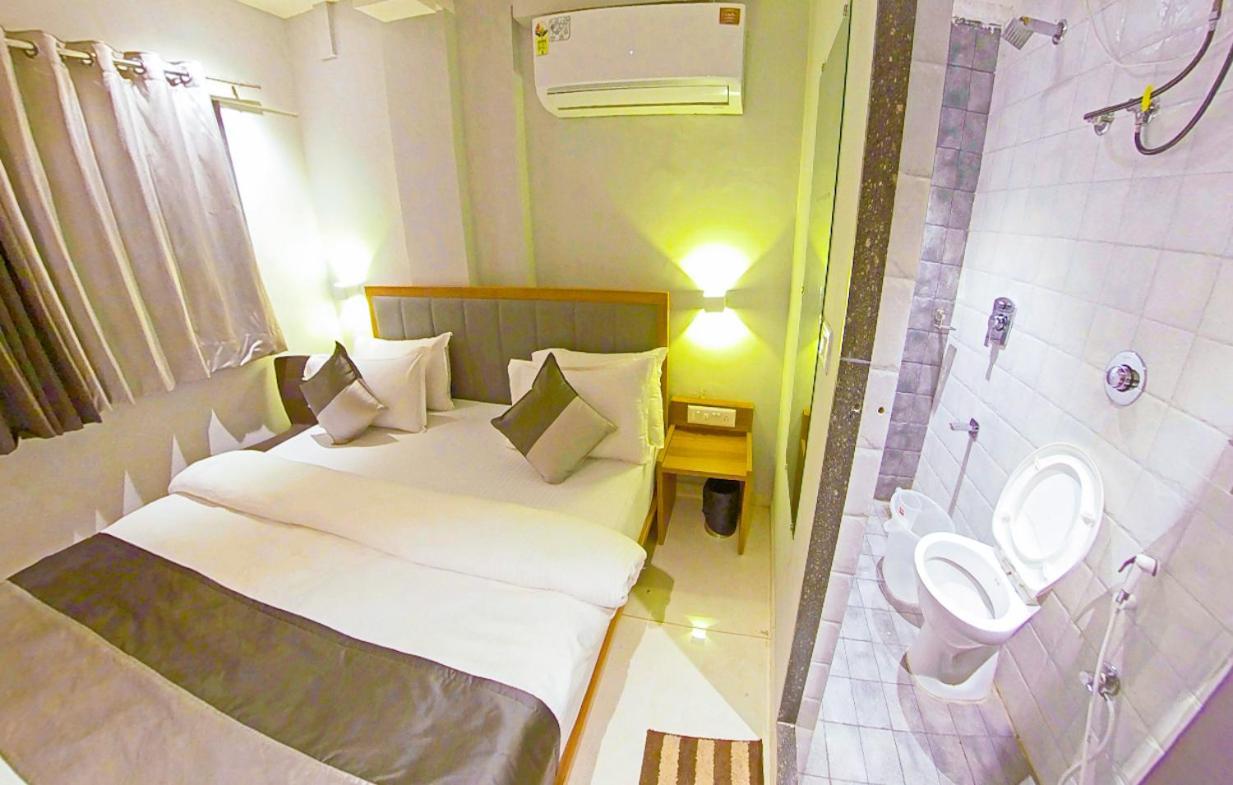 Hotel Nova Star Radźkot Zewnętrze zdjęcie