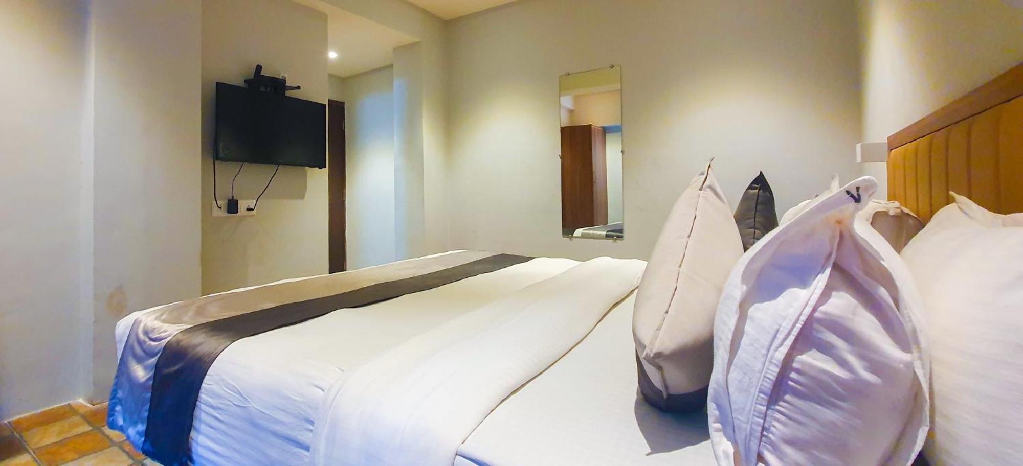 Hotel Nova Star Radźkot Zewnętrze zdjęcie