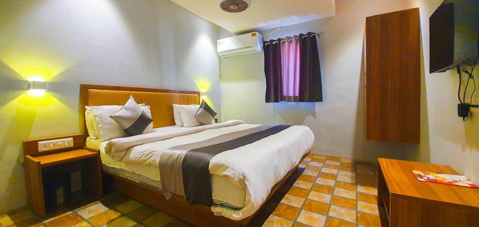 Hotel Nova Star Radźkot Zewnętrze zdjęcie
