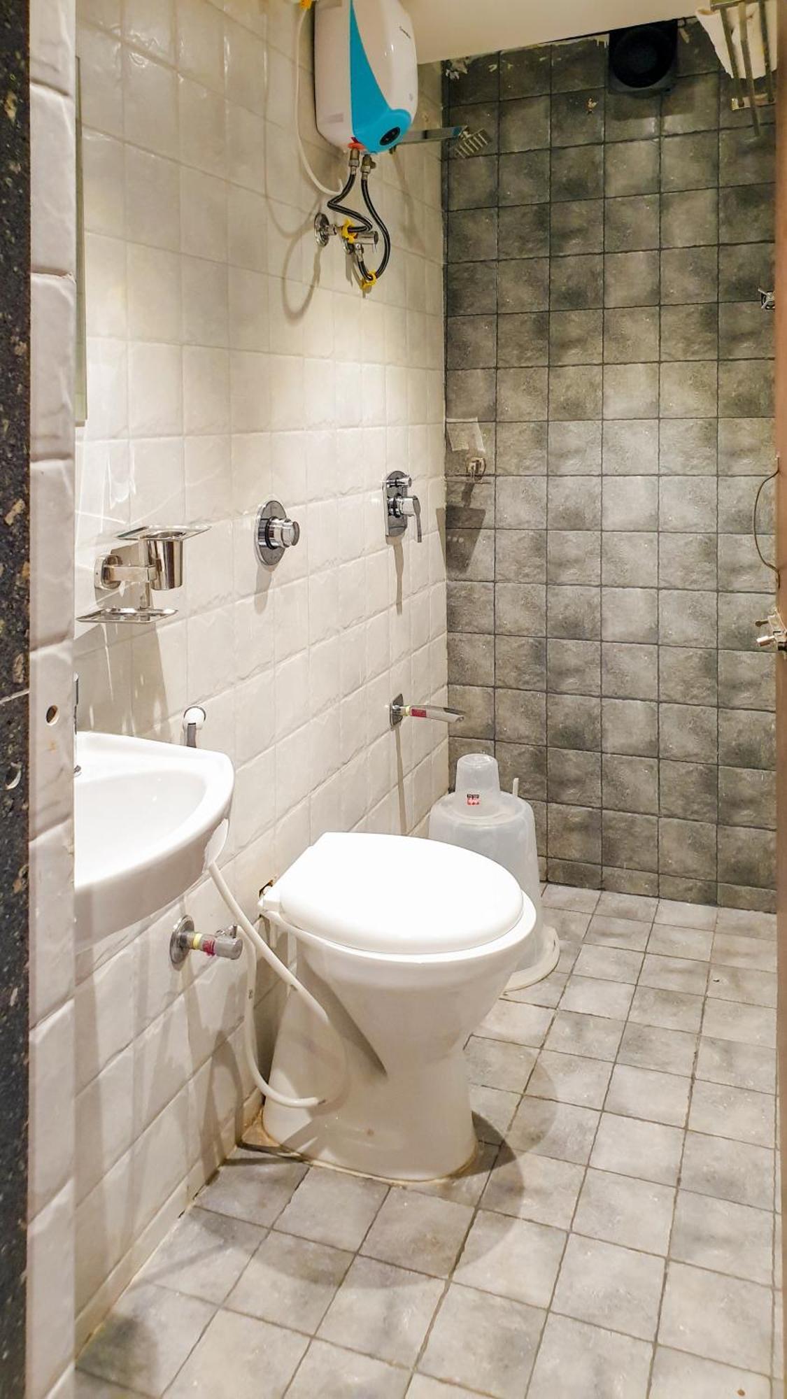 Hotel Nova Star Radźkot Zewnętrze zdjęcie