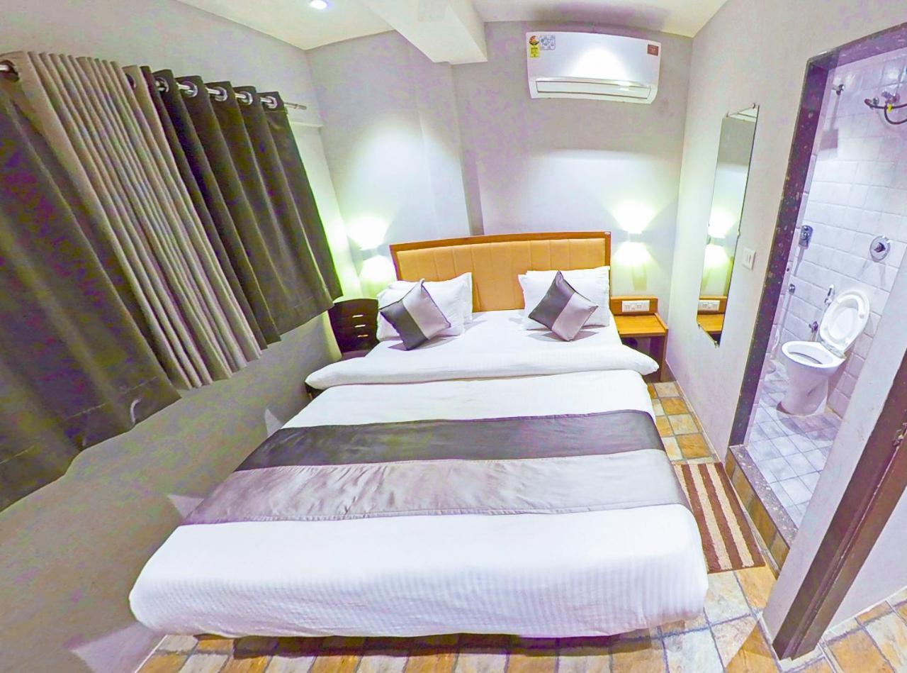Hotel Nova Star Radźkot Zewnętrze zdjęcie